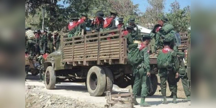  ဘီးလင္းတြင္ စစ္တပ္က အင္အားတိုးခ်ဲ႕၊ တိုက္ပြဲျဖစ္မည္ကိုစိုးရိမ္ၿပီး ေဒသခံ ၂၀၀၀ ခန႔္ထြက္ေျပး