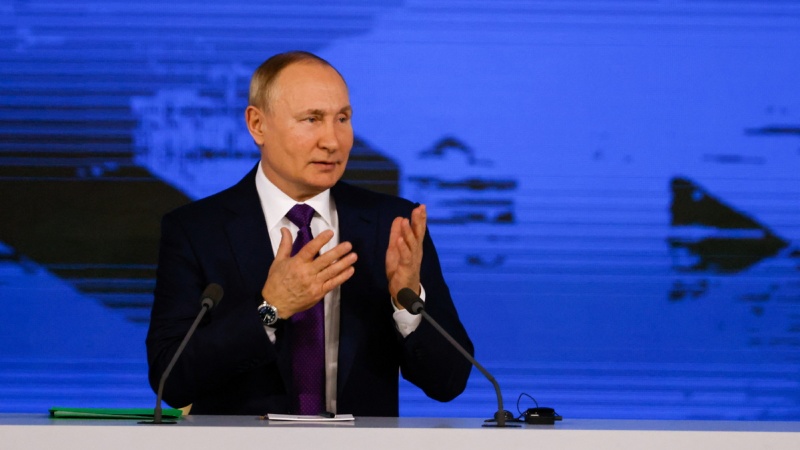 Putin: Russia reagirà all'espansione 'inaccettabile' della NATO