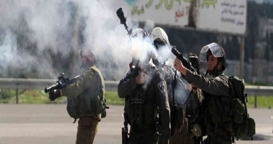Israeli occupation forces teargases school students in West Bank towns