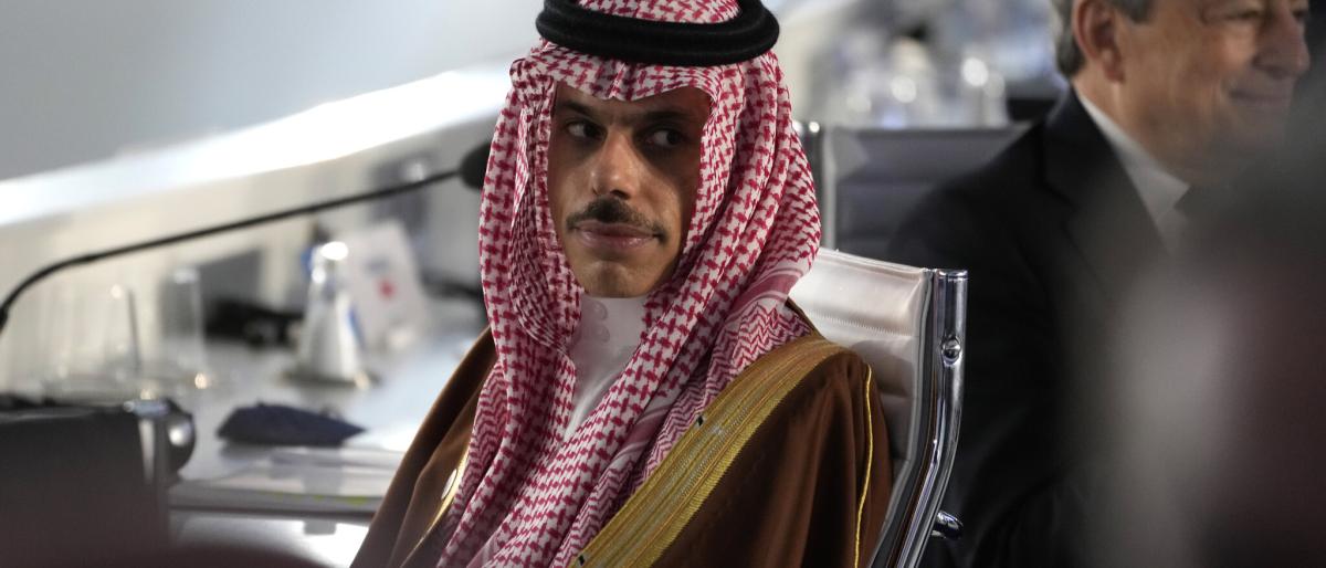 CNN: وزير الخارجية السعودي والكيان الصهيوني حضرا اجتماعاً افتراضياً بشأن أوميكرون