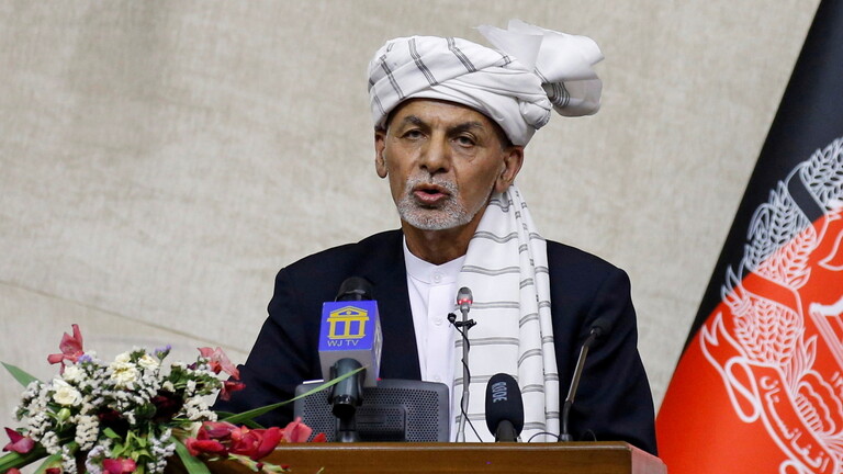 أشرف غني يكشف "خطأه الوحيد" وعما دار في اللحظات الأخيرة قبل فراره من أفغانستان