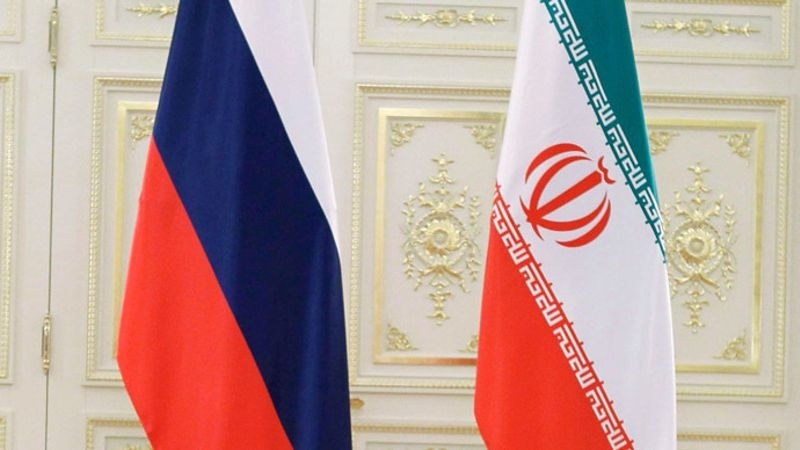 イランとロシアが、最高レベルの関係に向け準備
