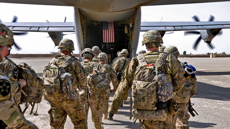 イラク首相が、国内での米主導有志連合軍任務の終了を宣言
